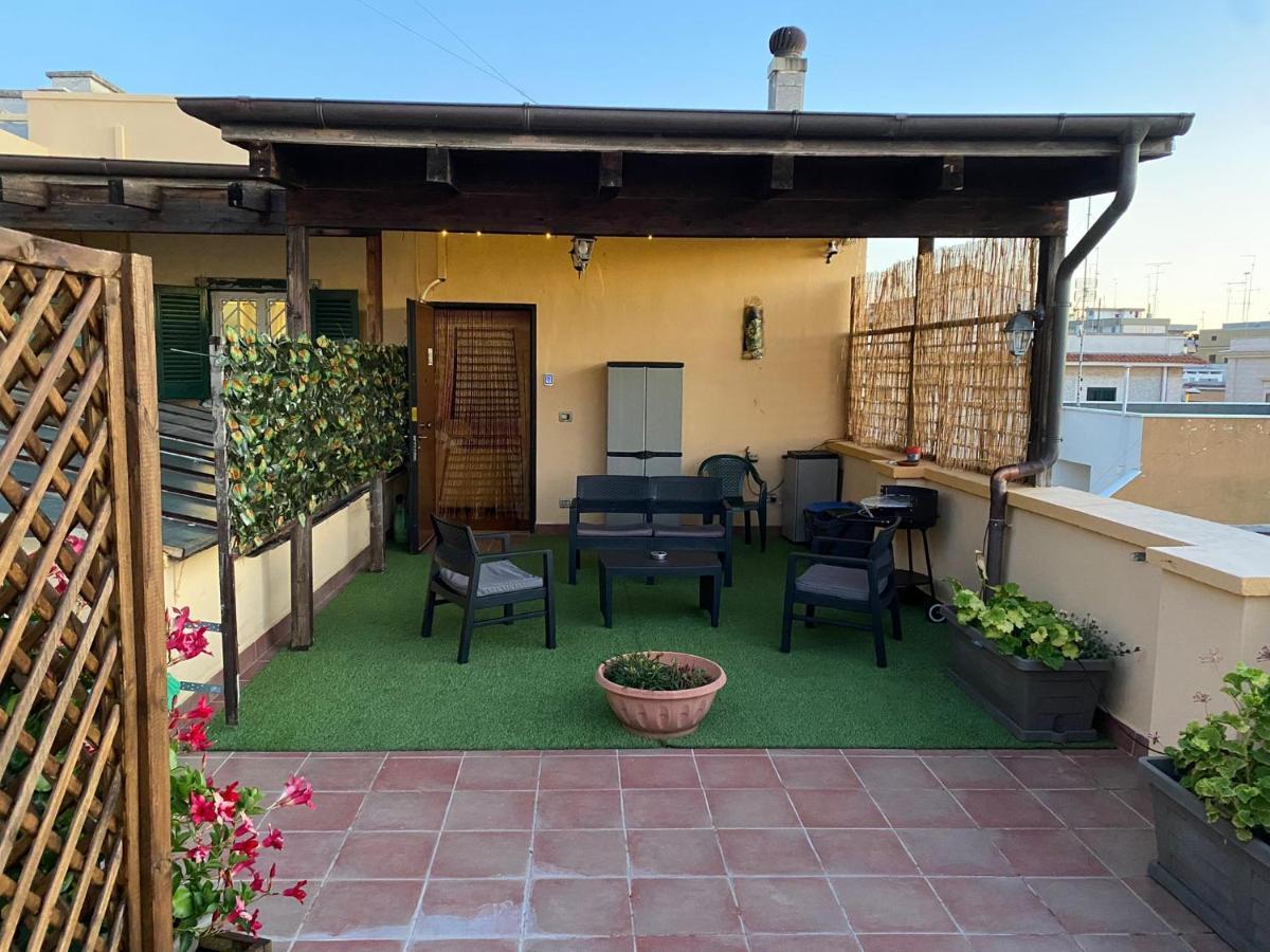 La Piccola Terrazza Lägenhet Bari Exteriör bild